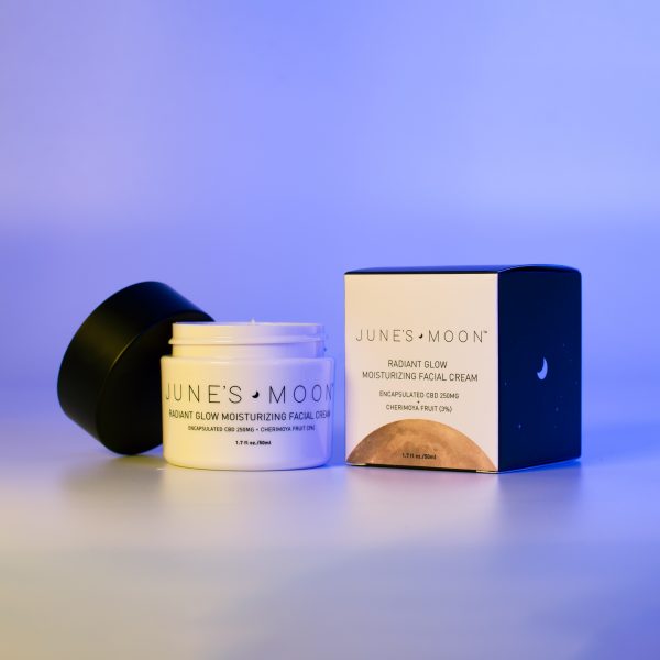 Radiant Glow Moisturizing Cream